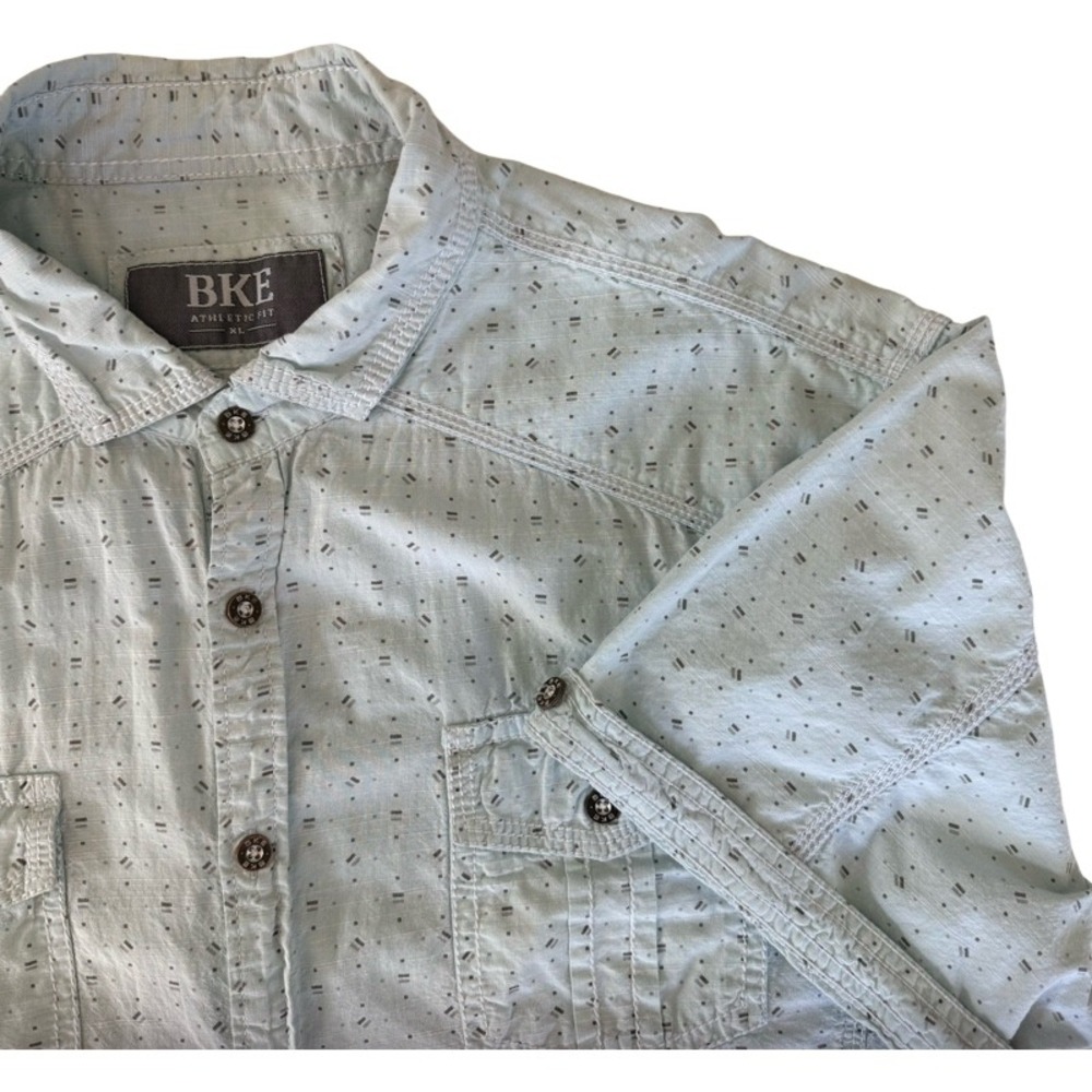BKE Athletic Fit Mens Light Blue Geo‎ Print Short Sleeve Button Up Shirt XL